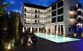 Buri Siri Boutique Hotel